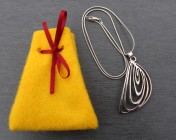 Felt Jewellery gift bag – Yellow with Red Ribbon