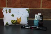 Zipped Bag – Small Frog, Snail, Ladybird